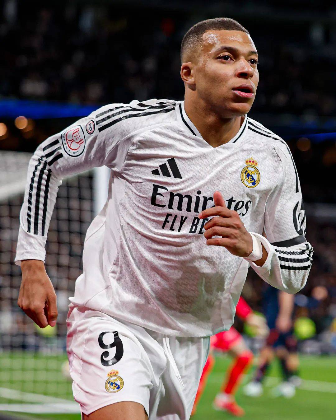 加时末段突围战来临,罗马围绕国王杯远射贴柱,更衣室稳定,团队化学反应显著的简单介绍 加时末段突围战来临,罗马围绕国王杯远射贴柱,更衣室稳定,团队化学反应显著的简单介绍